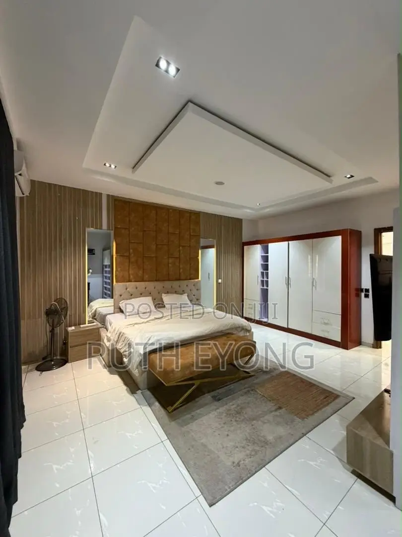 4bdrm Duplex in Vgc Harris Drive for sale in VGC / Ajah