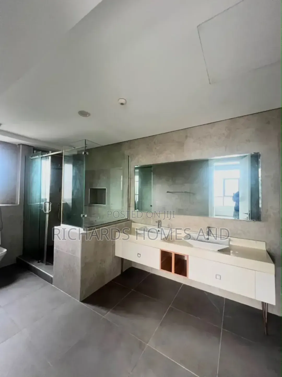 3bdrm Apartment in Old Ikoyi for rent in Old Ikoyi