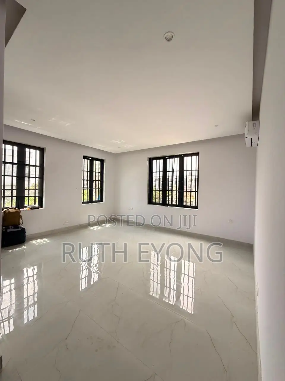 3bdrm Apartment in Ikoyi for sale in Old Ikoyi