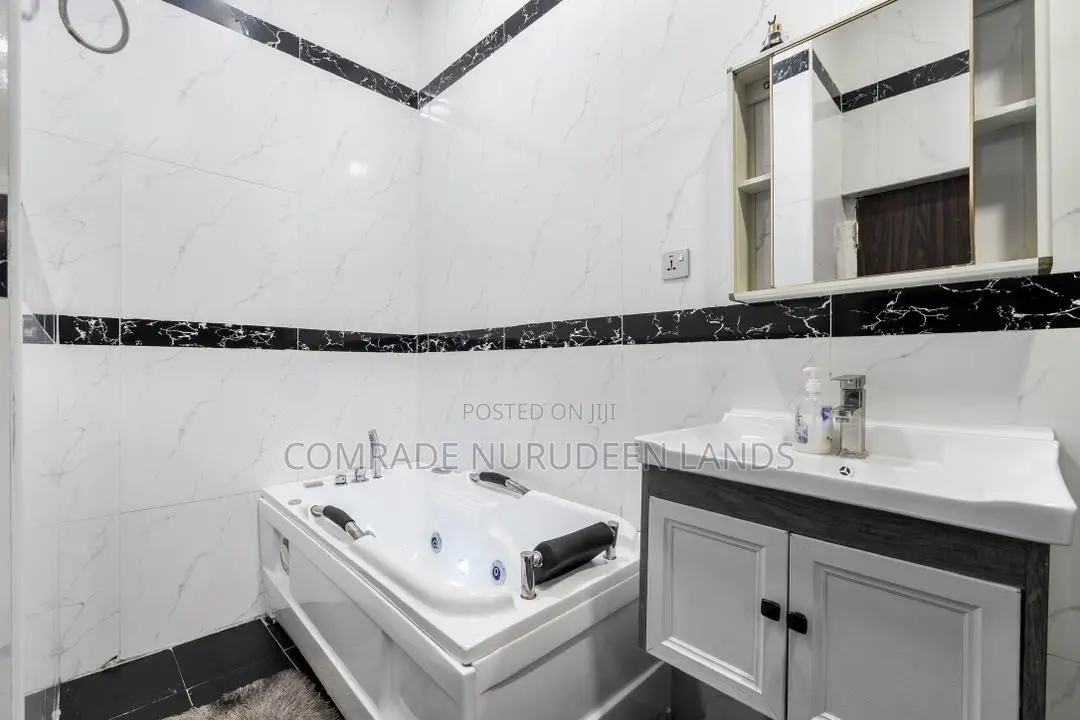 Furnished 4bdrm Duplex in Lekki Expressway for rent in Lekki Expressway