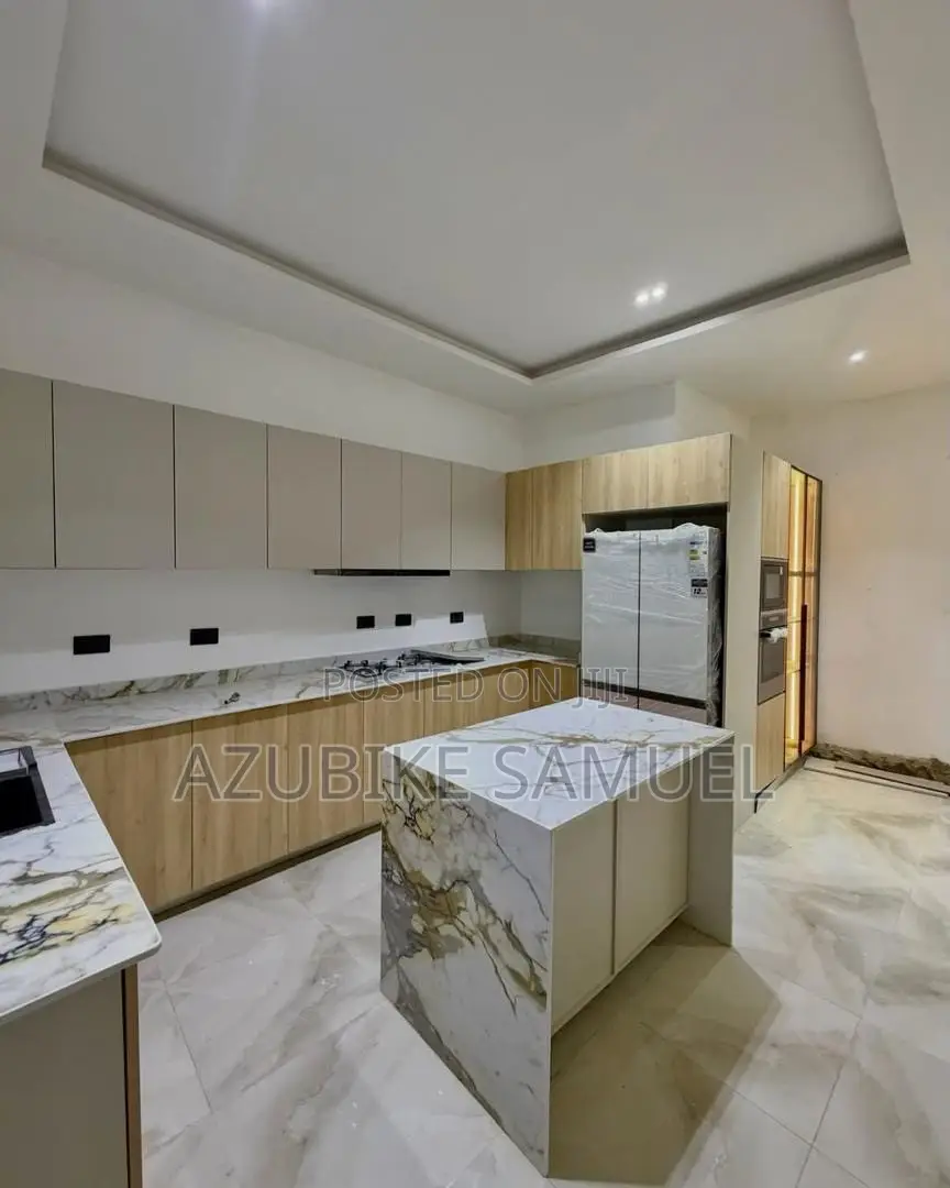 Furnished 4bdrm Penthouse in Old Ikoyi,Lagos for sale in Old Ikoyi