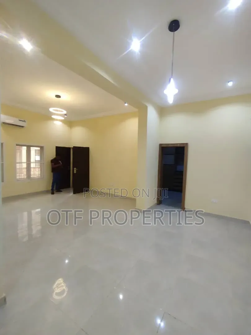 3bdrm Block of Flats in Jahi for rent in Jahi