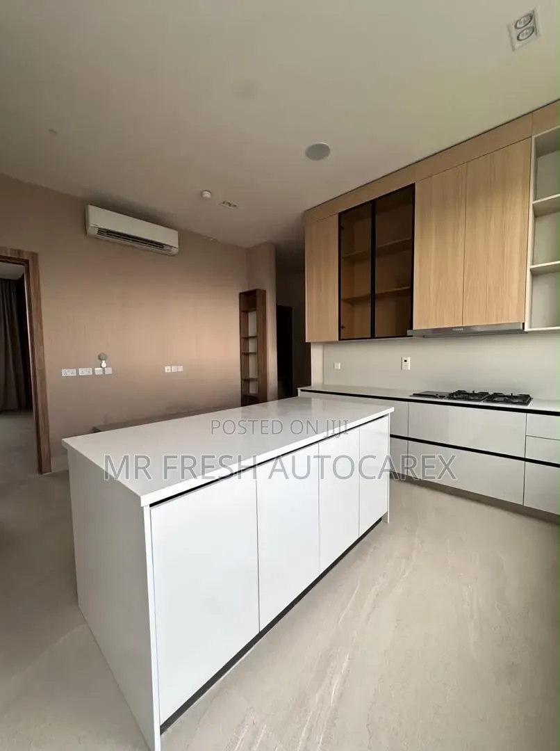 Furnished 3bdrm Penthouse in Banana Island, Ikoyi for sale in Ikoyi