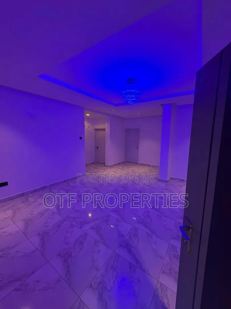 3bdrm Apartment in Wuye for sale in Wuye