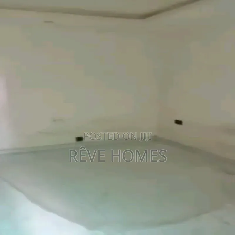 Mini Flat in Adekunle for rent in Adekunle