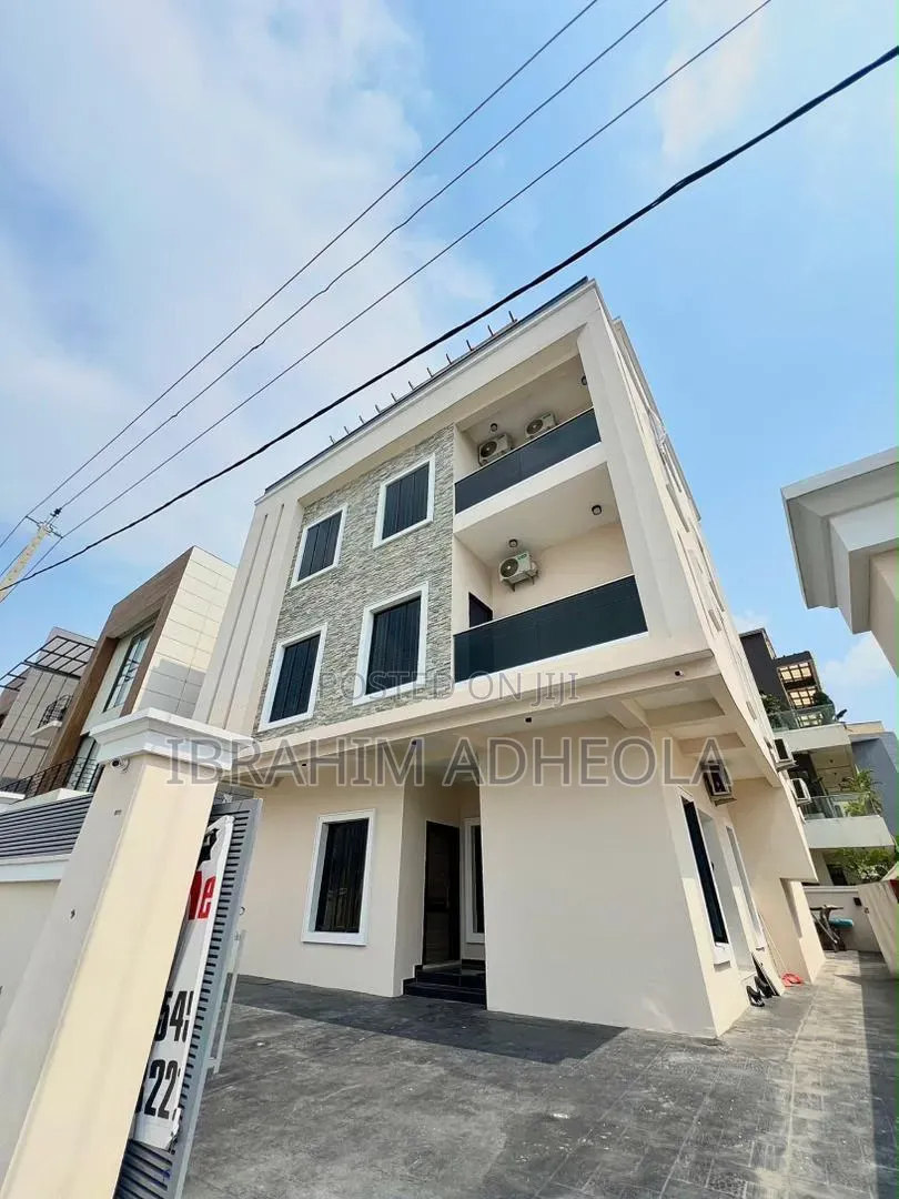 6bdrm Duplex in Lekki Phase1 for sale in Lekki Phase 1