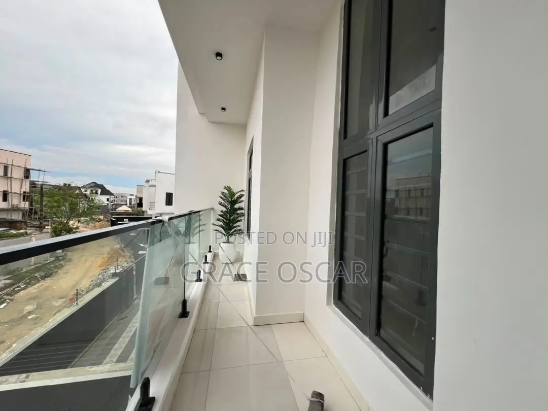 3bdrm Duplex in Sangotedo for sale in Sangotedo