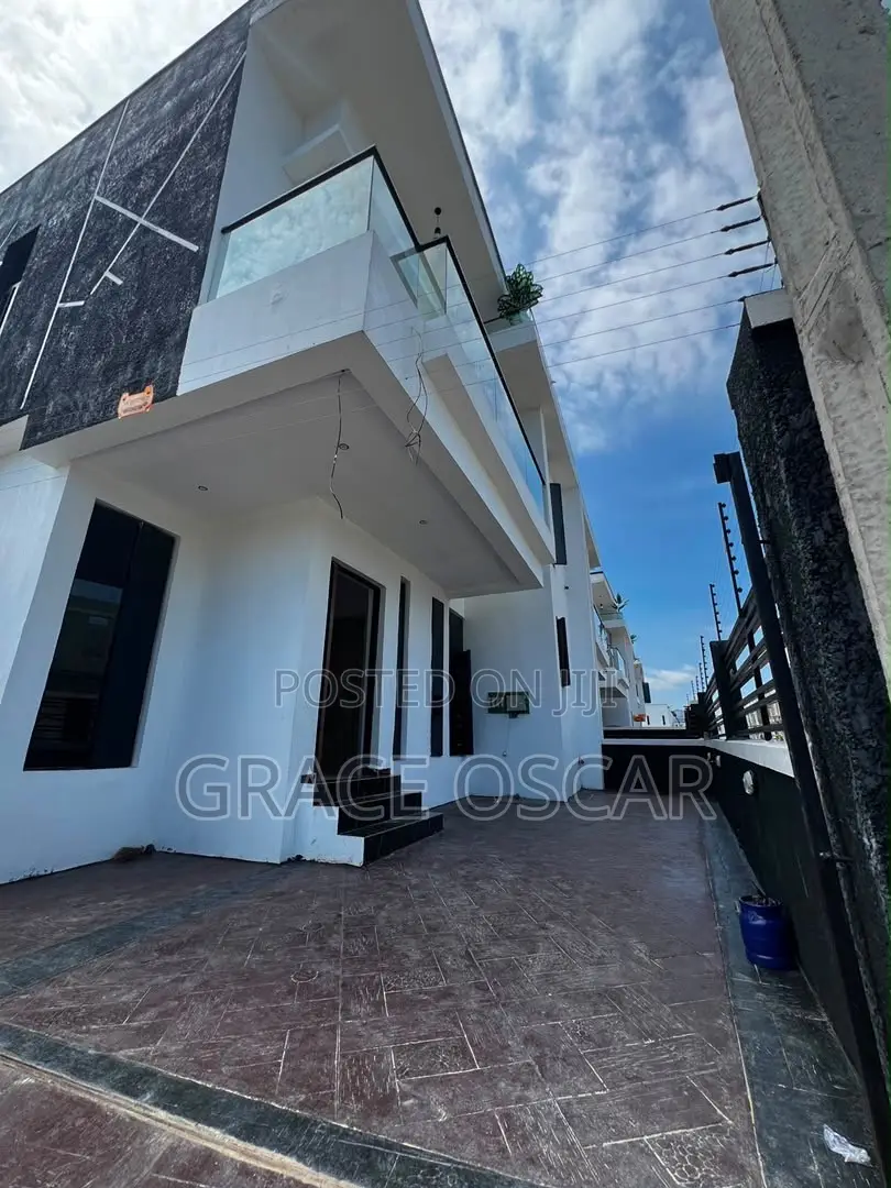 4bdrm Duplex in Ajah for sale in Ajah