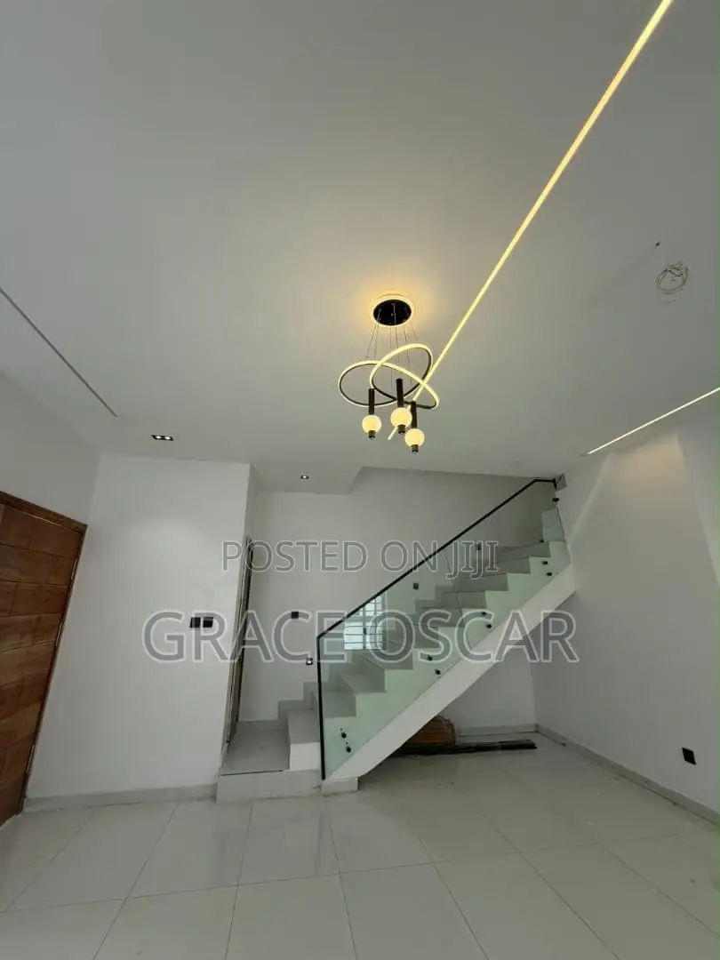 4bdrm Duplex in Ajah for sale in Ajah