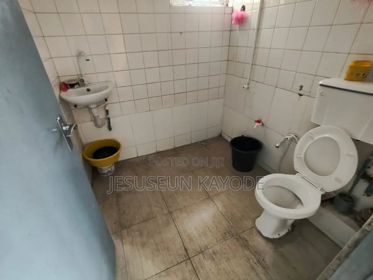 5 Bedroom Detach House for Office Use in Obafemi Awolowo Way