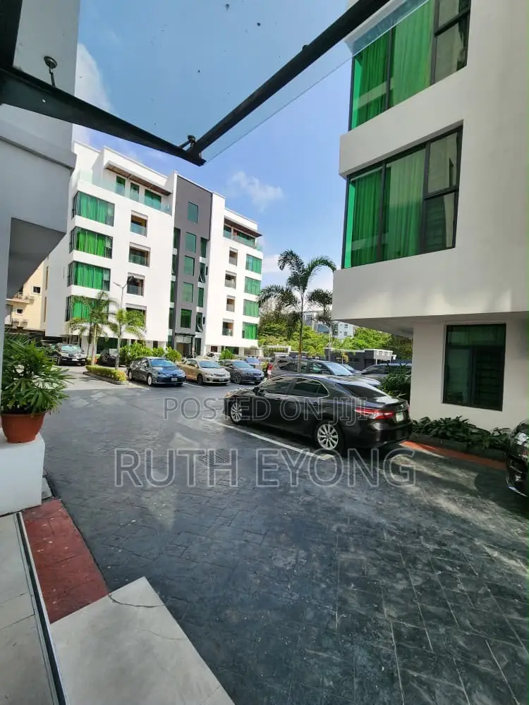 Furnished 2bdrm Apartment in Ikoyi, Bourdillon for rent in Bourdillon