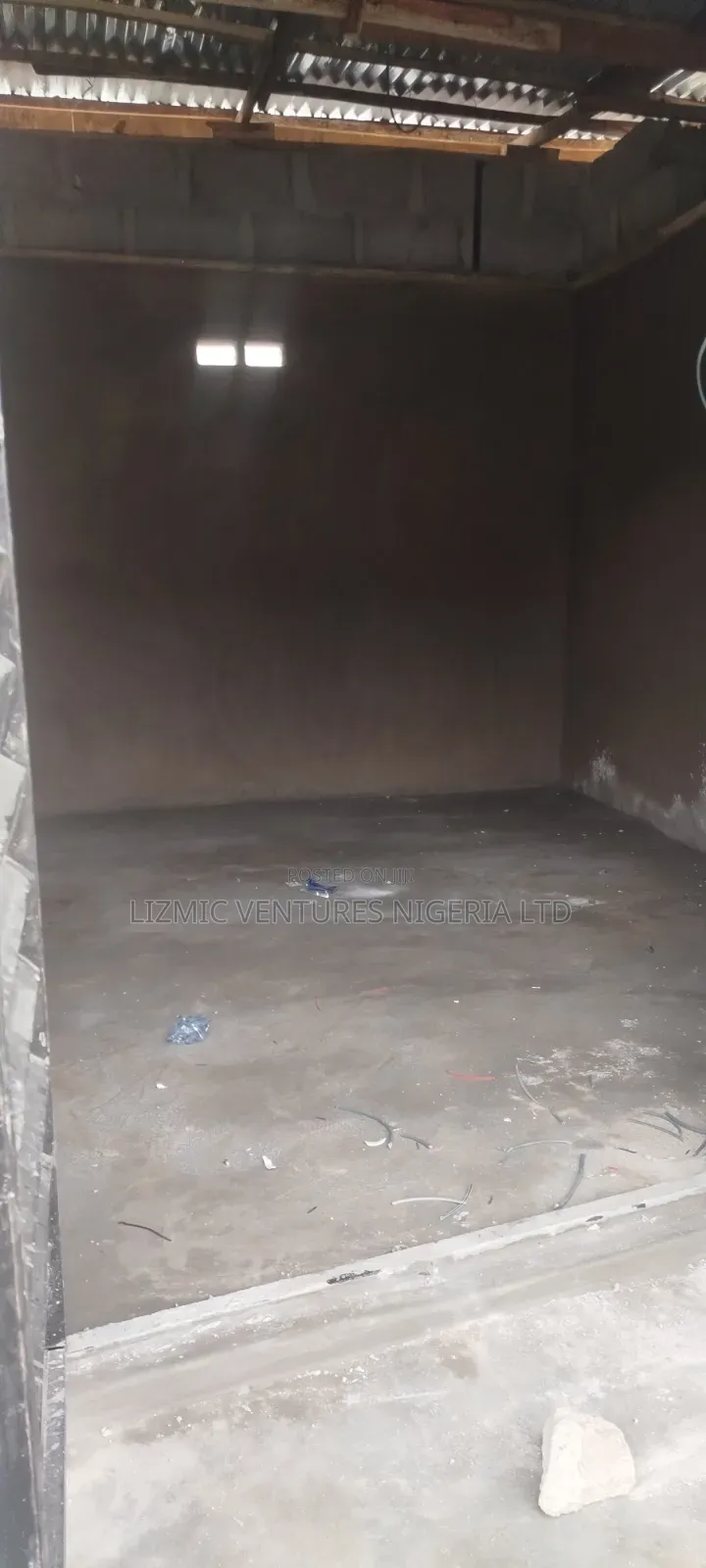 Spacious lShop Tolet in Igando / Ikotun/Igando