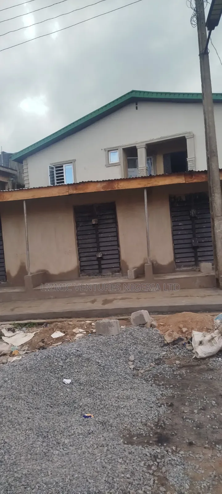 Spacious lShop Tolet in Igando / Ikotun/Igando