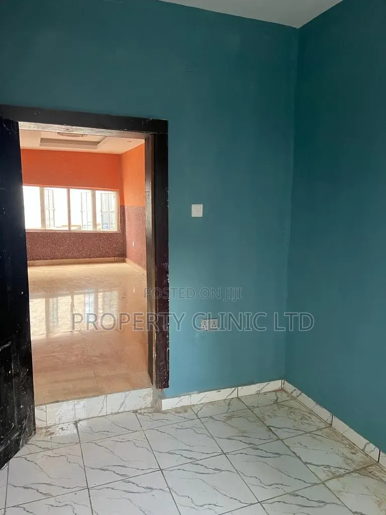 3bdrm Apartment in Obafemi-Owode for sale in Obafemi-Owode