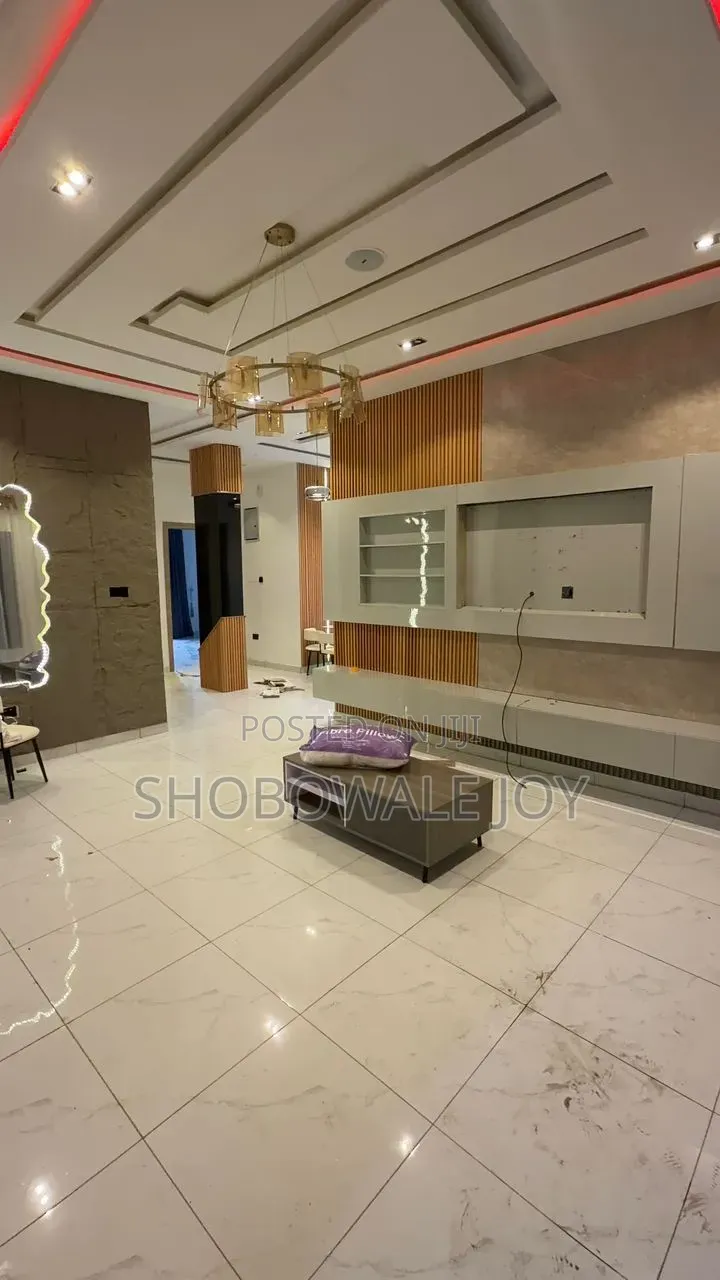 2bdrm Apartment in Ikate for rent in Ikate