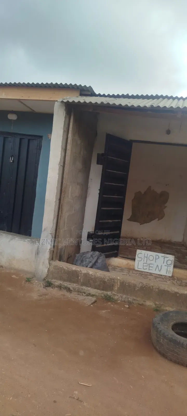 Busy Small Shop Tolet in Igando / Ikotun/Igando