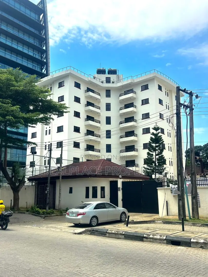 3bdrm Apartment in Old Ikoyi for rent in Old Ikoyi