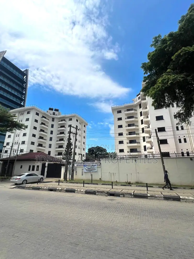 3bdrm Apartment in Old Ikoyi for rent in Old Ikoyi