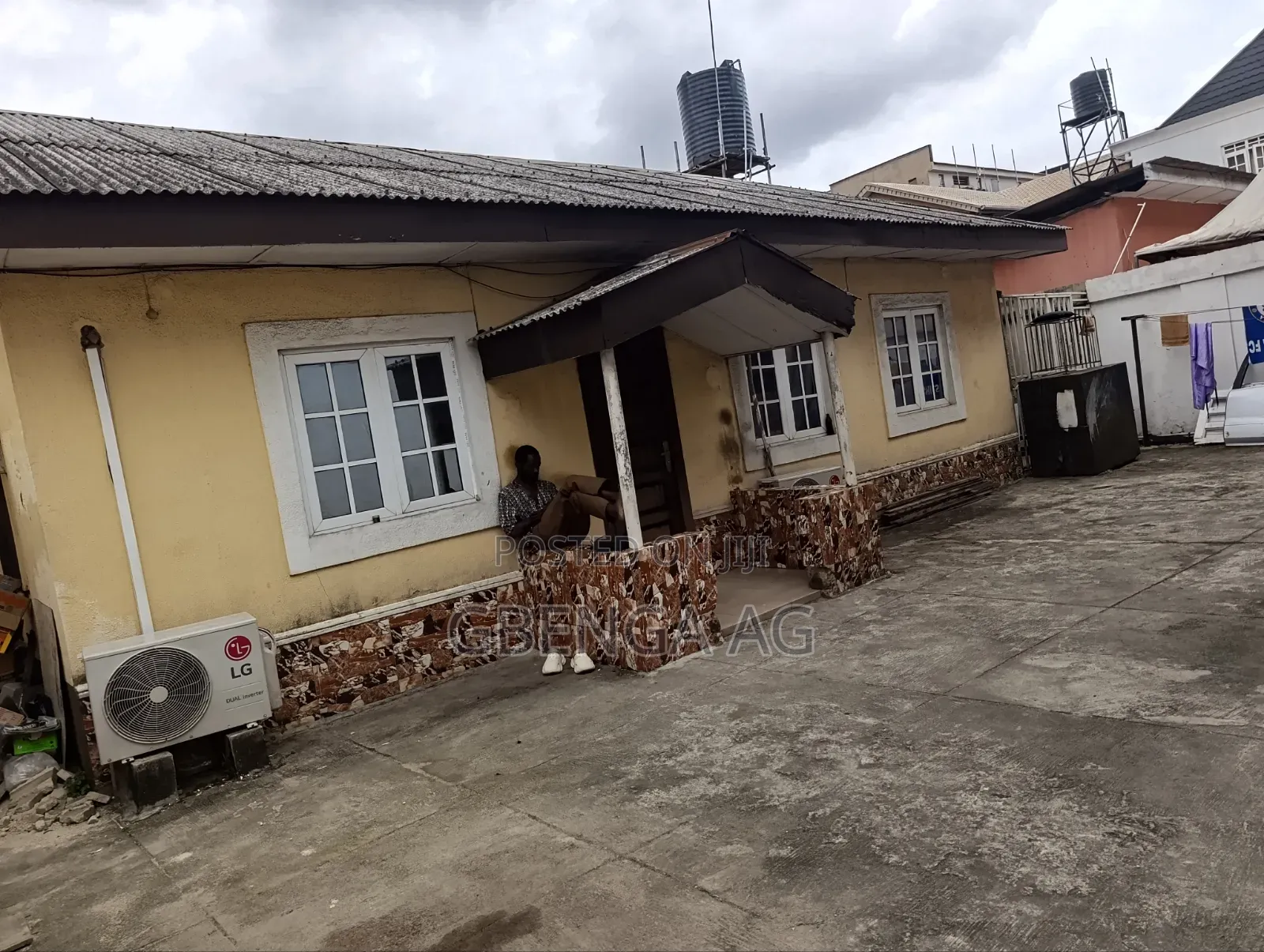 4bdrm Duplex in Omole Phase 1 for sale in Omole Phase 1