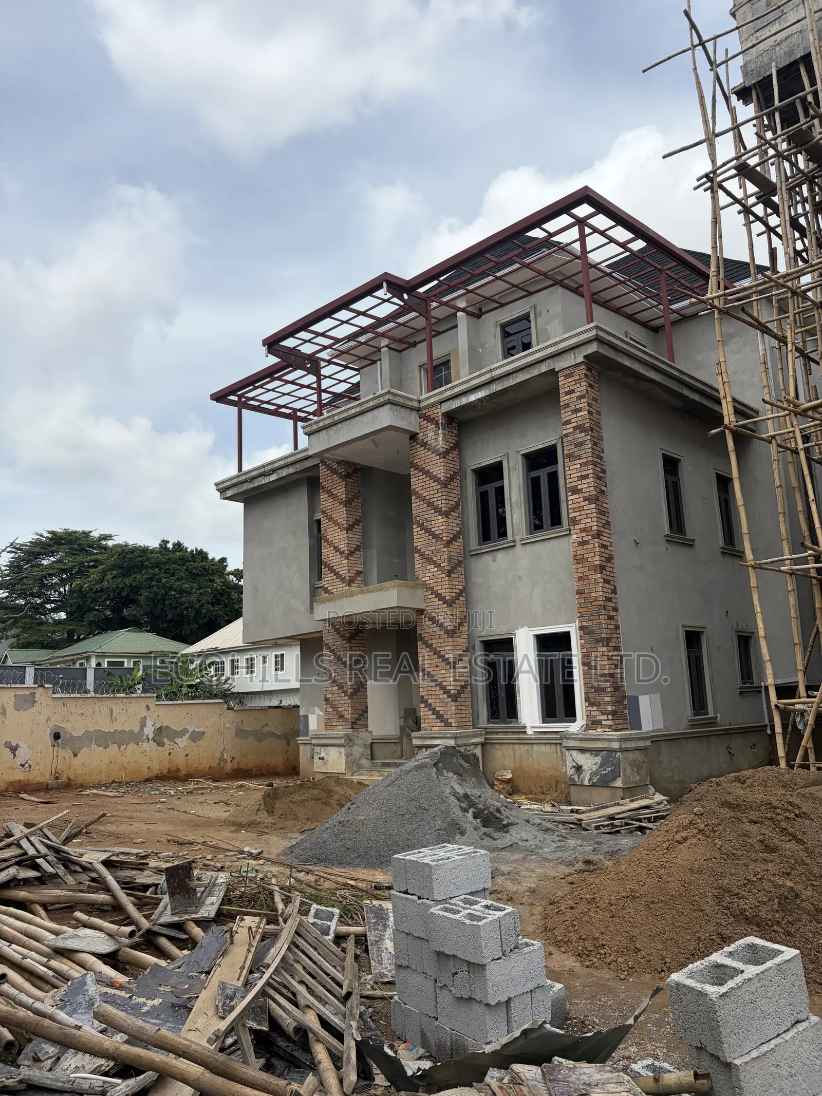 5bdrm Duplex in Citec Estate, Gwarinpa for sale in Gwarinpa