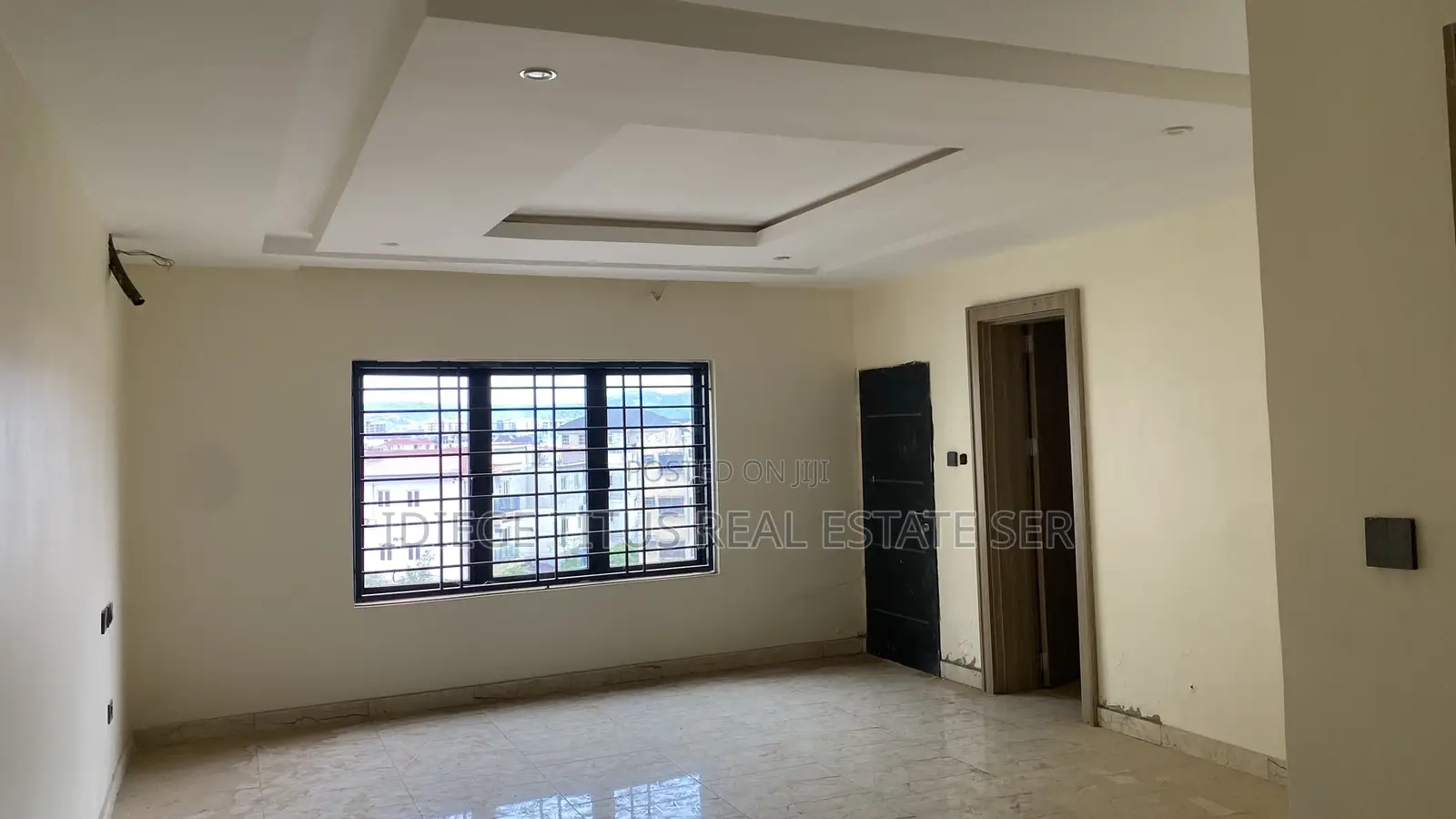 5bdrm Townhouse / Terrace in By Bus Terminal, Mabushi for rent in Mabushi