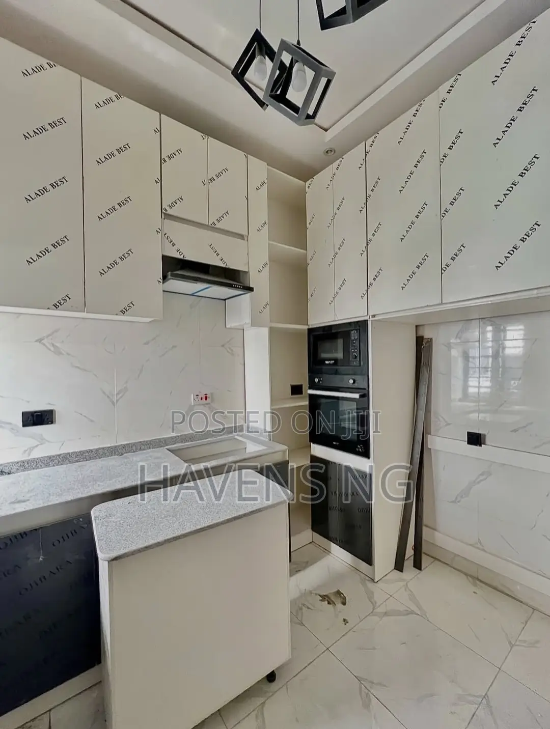 4bdrm Duplex in Ikota for sale in Ikota