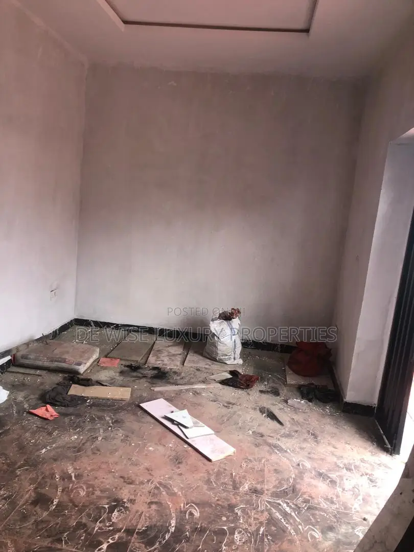 Shop to Let in Lagasa, Eputu Lagos in Mopo-Ijebu Eputu