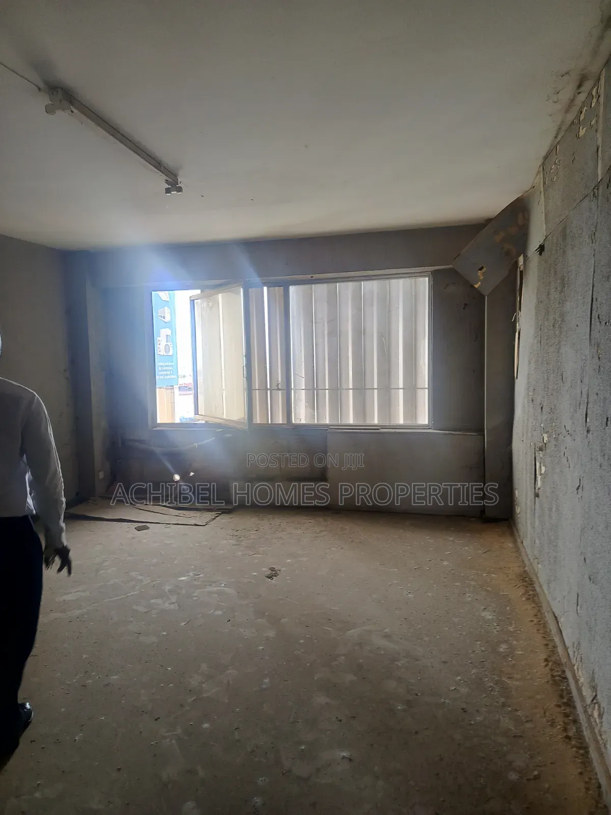 A 23.44 Square Meter Office Space in Lagos Island / Lagos Island