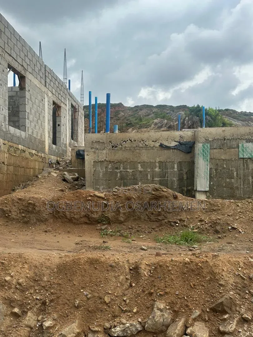 450sqm Estate Land for 4 Bedroom Fully Detached Penthouse + BQ in Zone B