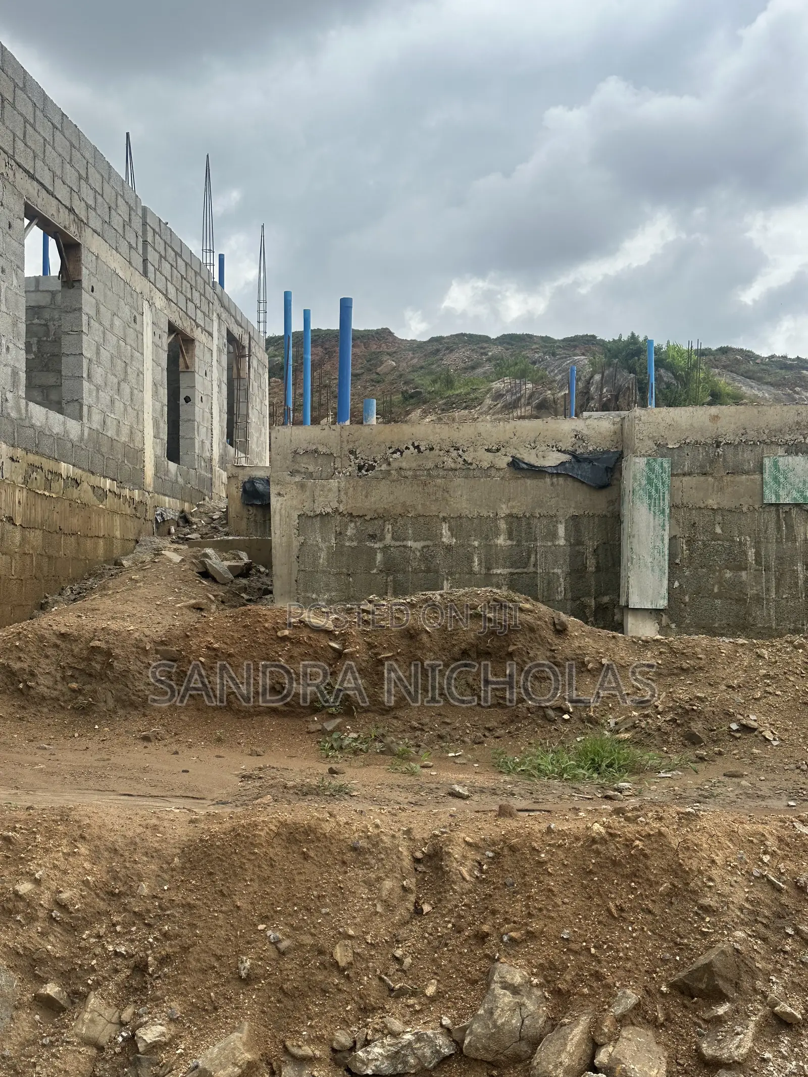450 Square Meter Estate Plot for 4 Bedroom Fully Detached Penthouse+bq in Apo Resettlement