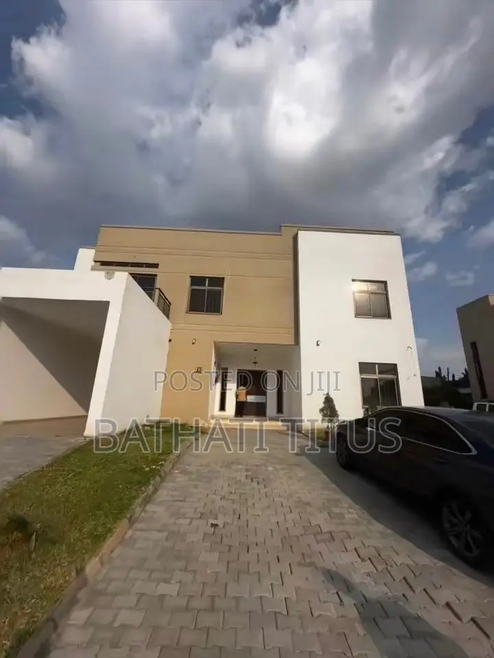 4bdrm Duplex in Maitama for sale in Maitama