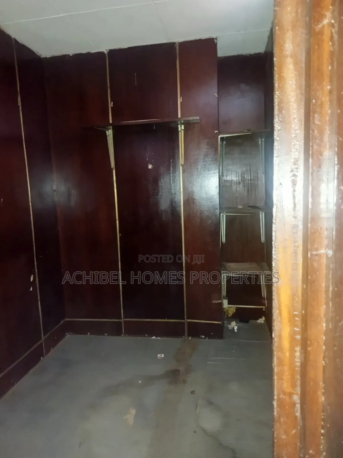 A 45 Square Meter Office Space in Lagos Island / Lagos Island