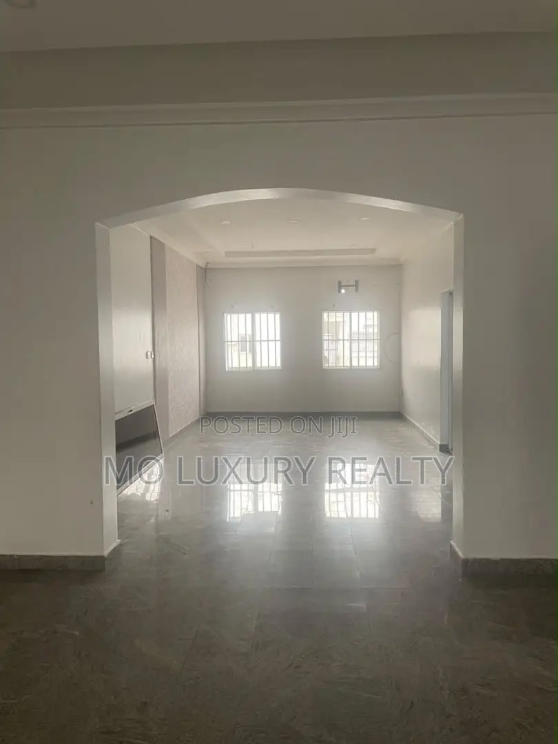5bdrm Duplex in Lekki Phase 1 for rent in Lekki Phase 1