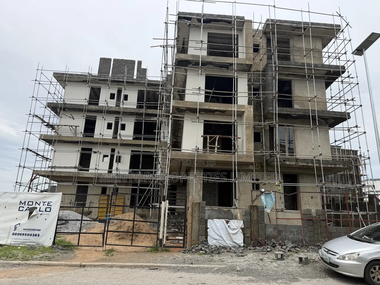 Newly Build 3 Bedroom Flat With 1 Room Bq Attached in Jahi