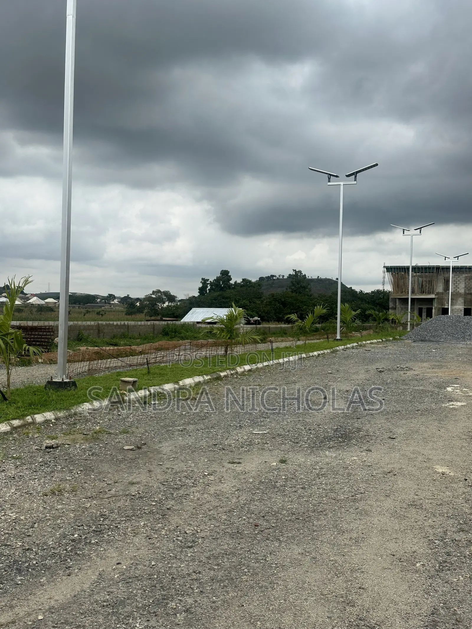 1000sqm Estate Plot for 6 Units of 3 Bedroom Block of Flats in Apo Resettlement