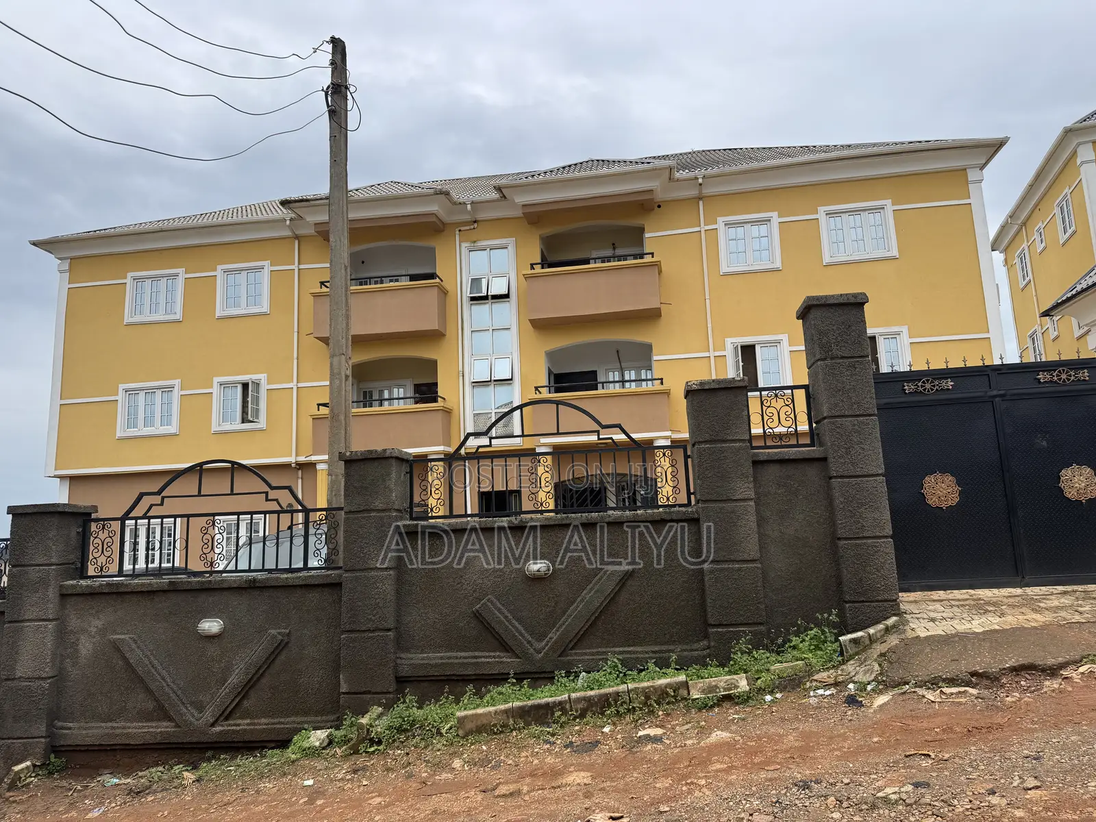3bdrm Apartment in Nm Property, Mpape for rent in Mpape