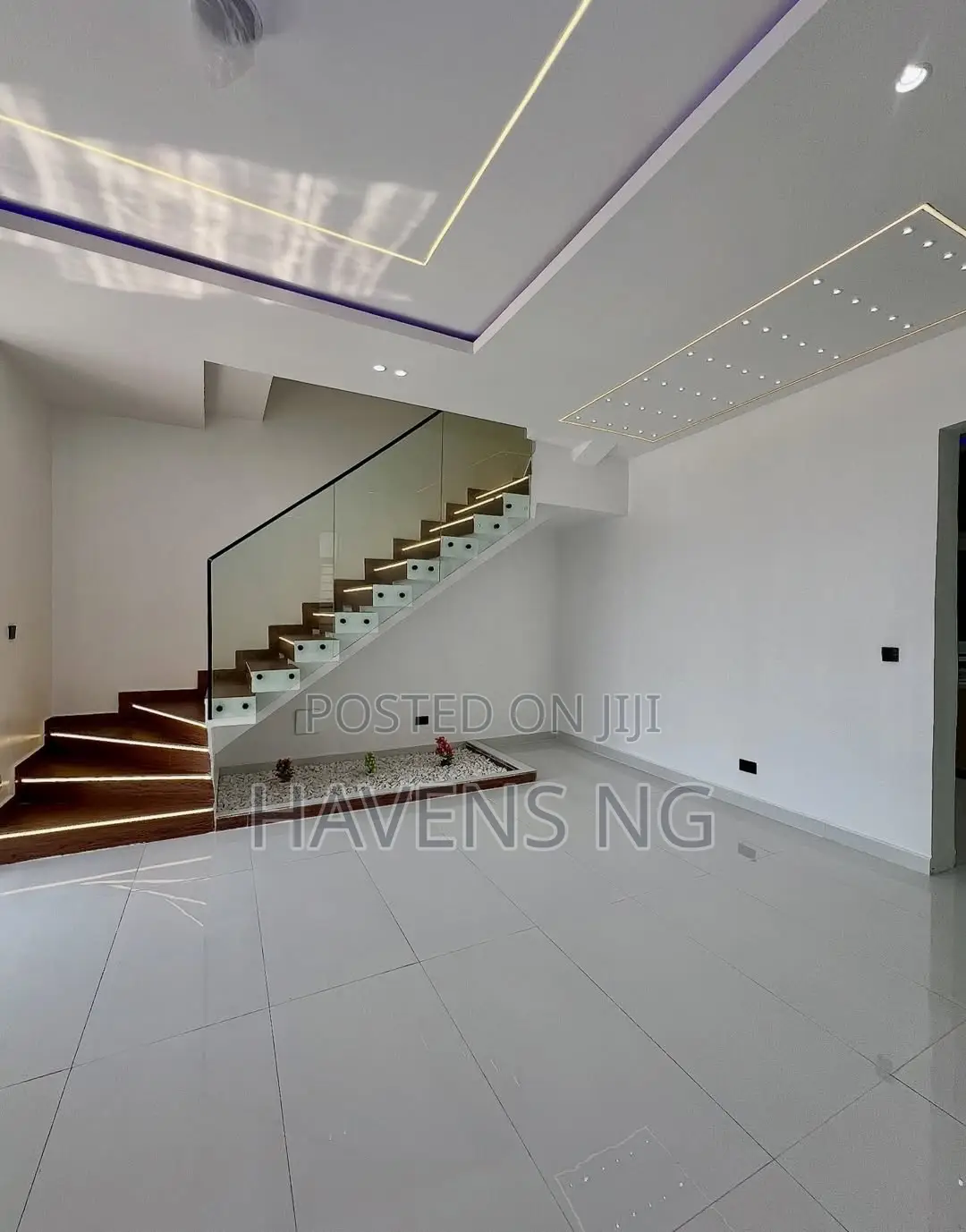 4bdrm Duplex in Abraham Adesanya Estate for sale in Abraham Adesanya Estate