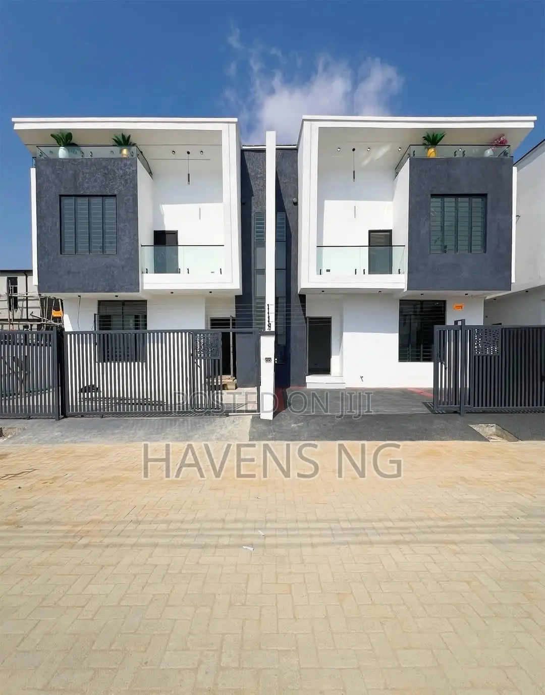 4bdrm Duplex in Abraham Adesanya Estate for sale in Abraham Adesanya Estate