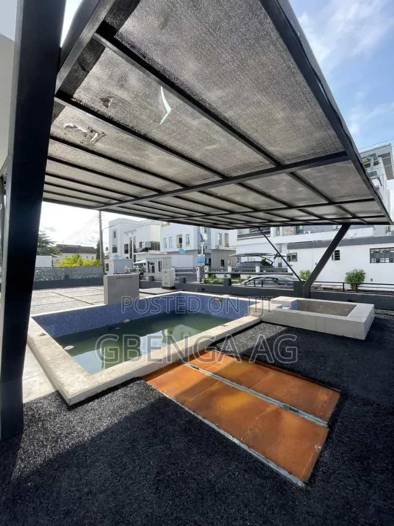 5bdrm Duplex in Osapa Lekki for sale in Osapa london