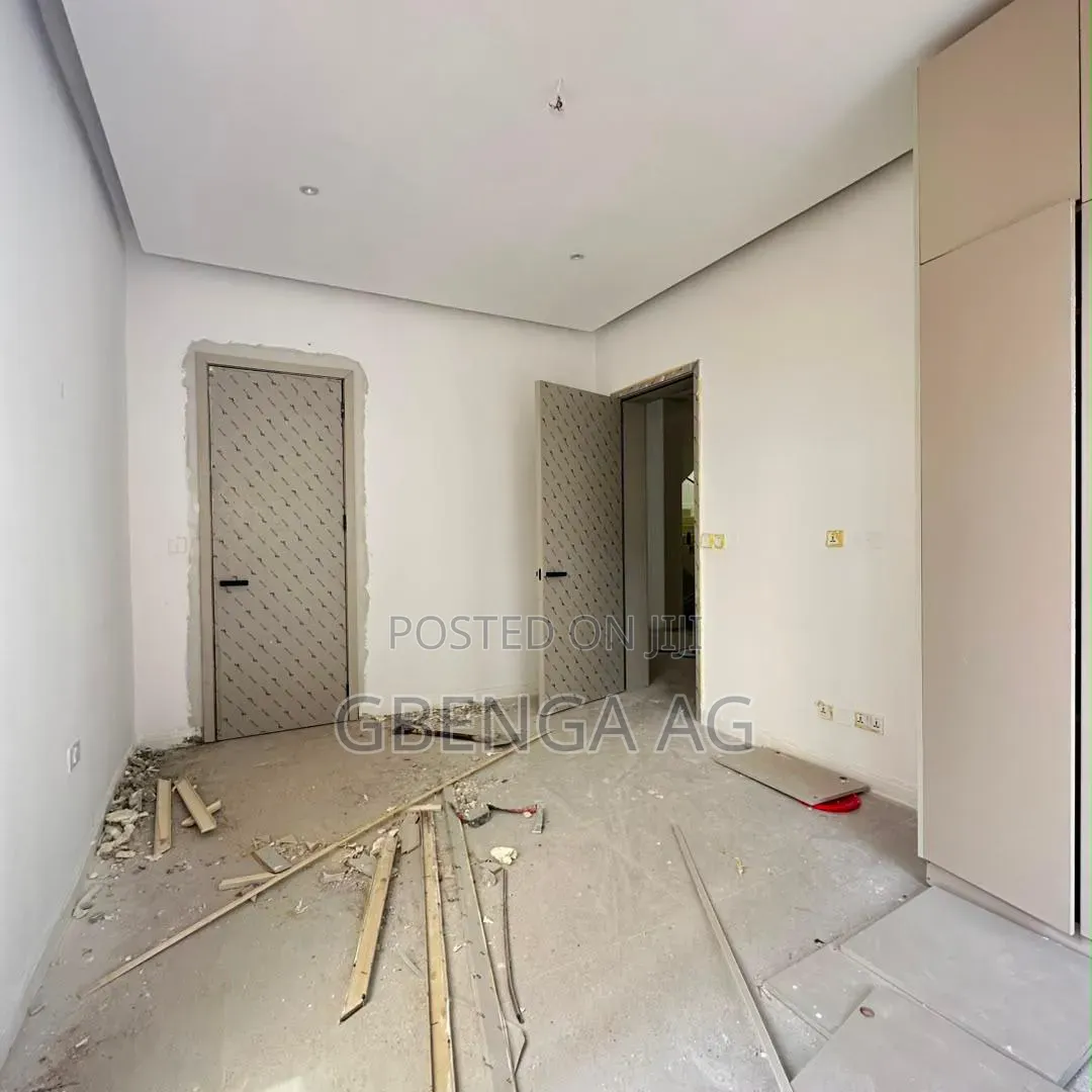 4bdrm Duplex in Ikoyi Lagos for sale in Old Ikoyi