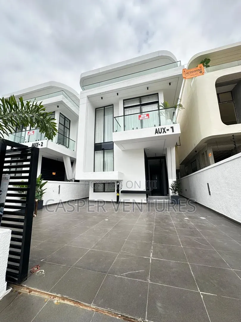 5bdrm Duplex in Orchid, Lekki Phase 2 for sale in Lekki Phase 2