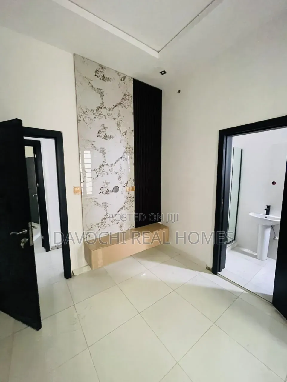 5bdrm Duplex in Sangotedo for sale in Sangotedo