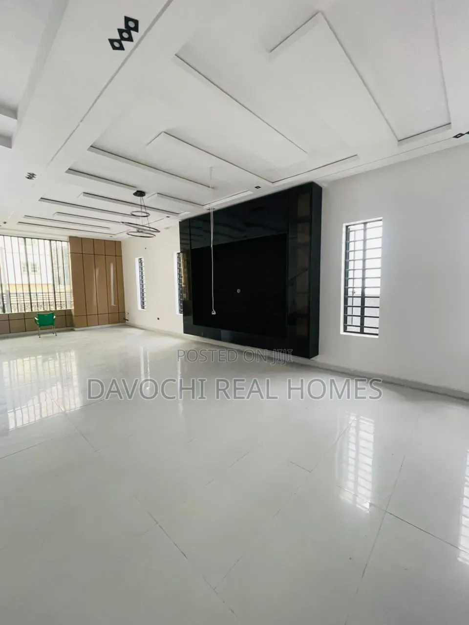5bdrm Duplex in Sangotedo for sale in Sangotedo
