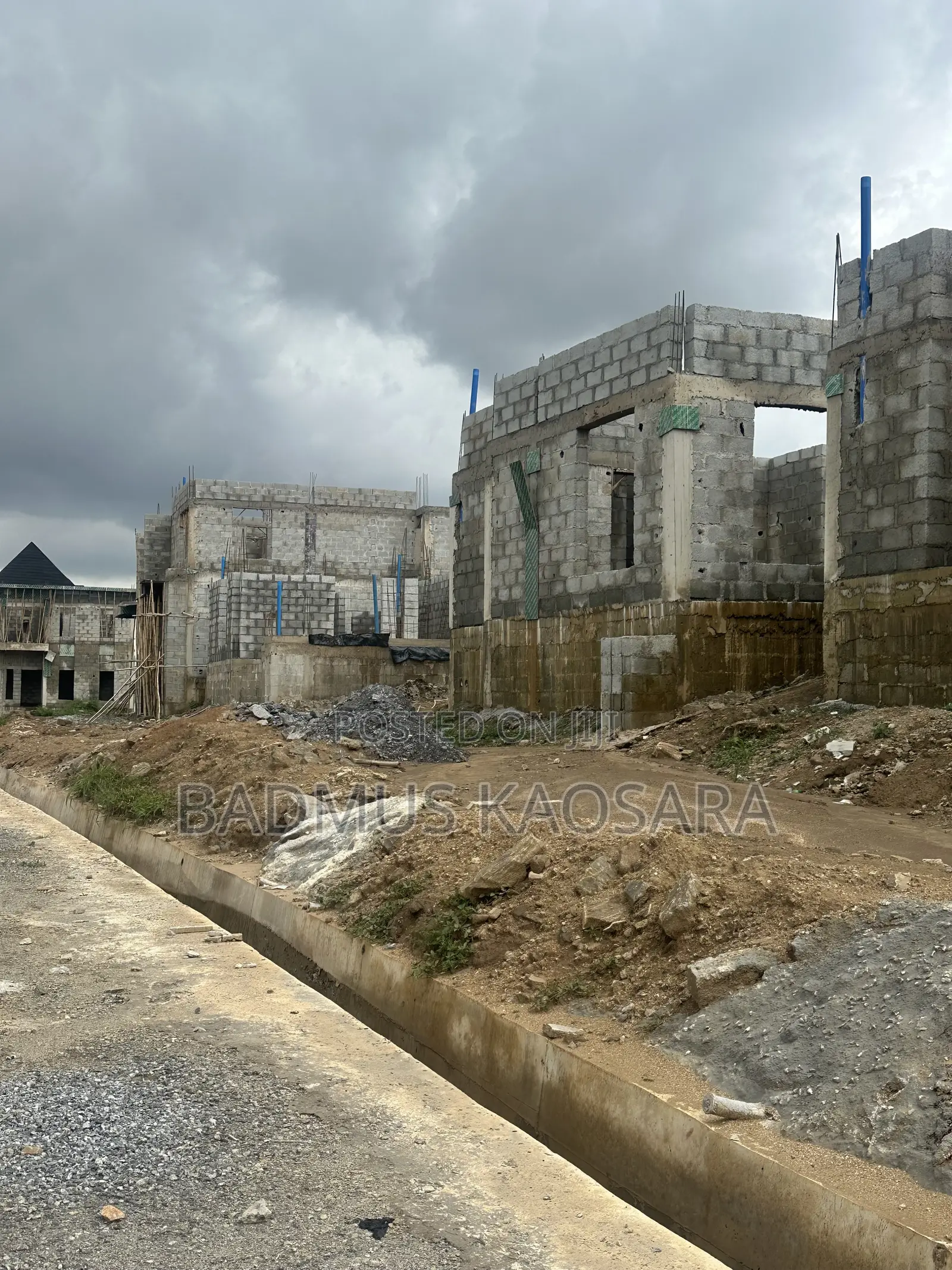 250SQM Estate Land Ideal for 4 Bedroom Terrace Duplex With C of O in Apo District