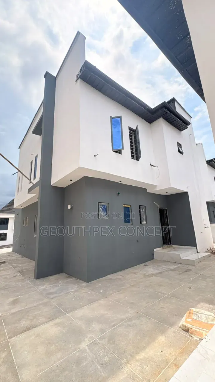 4bdrm Duplex in Engr. Lere Adigun, Basorun for sale in Basorun