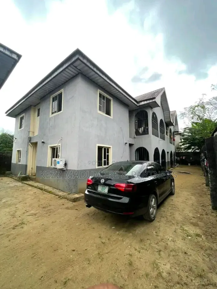 6bdrm Block of Flats in Rumuduru Off Eneka for sale in Rumuduru