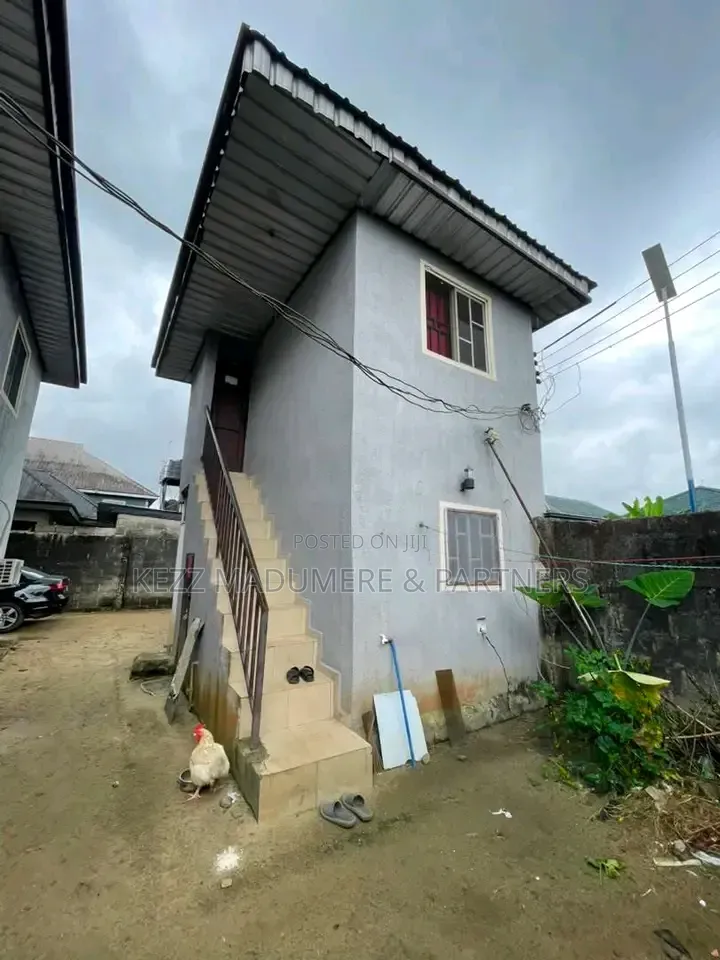 6bdrm Block of Flats in Rumuduru Off Eneka for sale in Rumuduru
