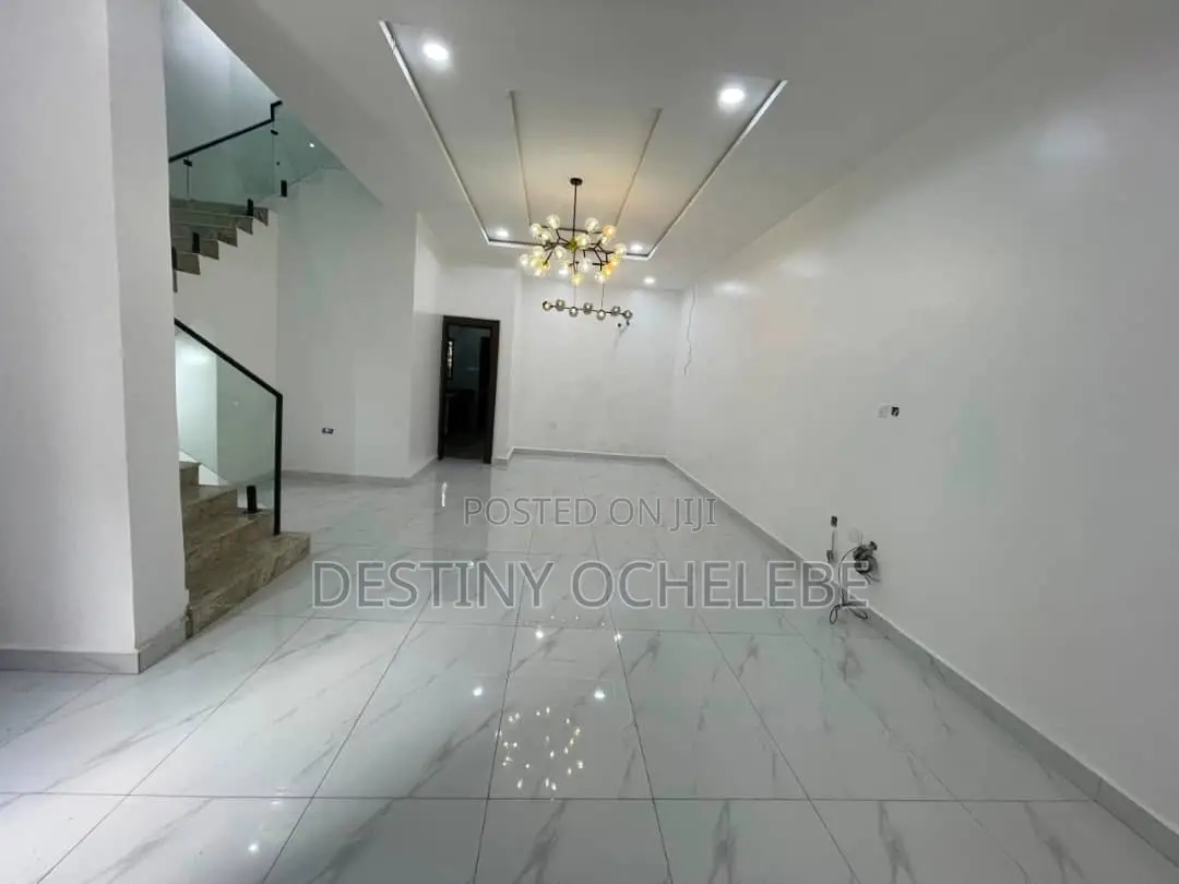 4bdrm Duplex in Jahi for sale in Jahi