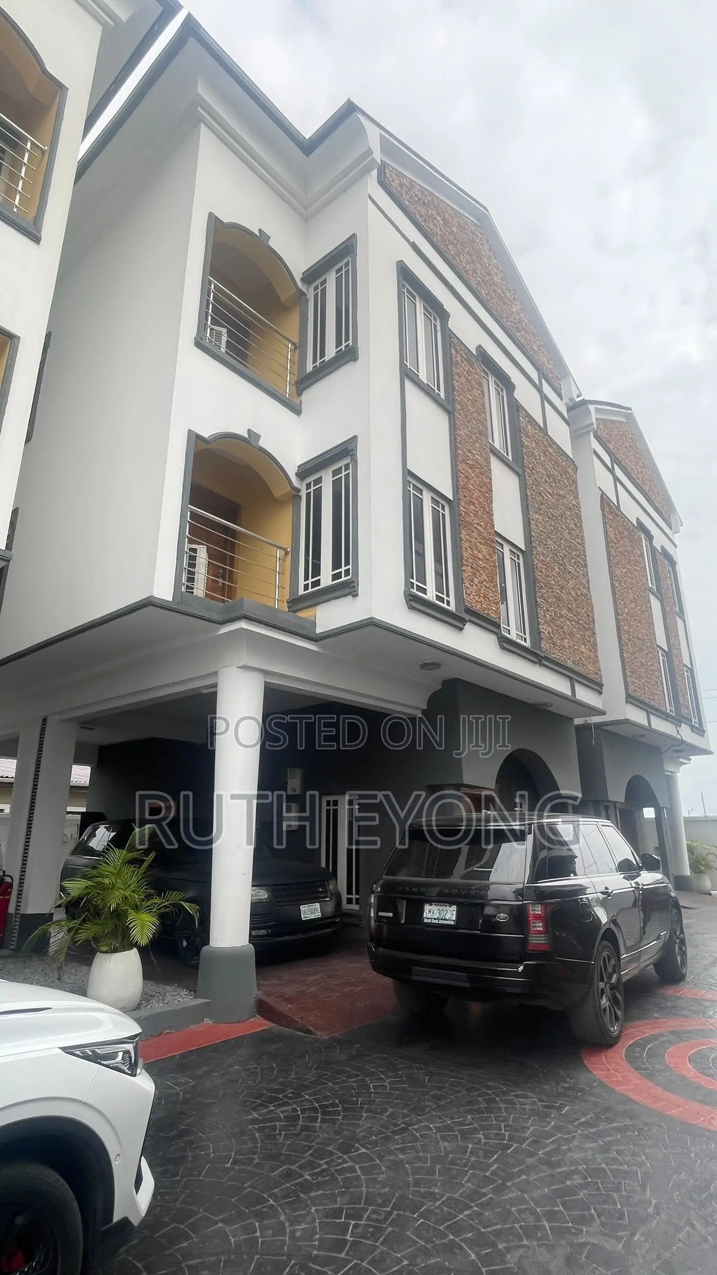 4bdrm Townhouse / Terrace in Oniru - Victoria for rent in Victoria Island Extension