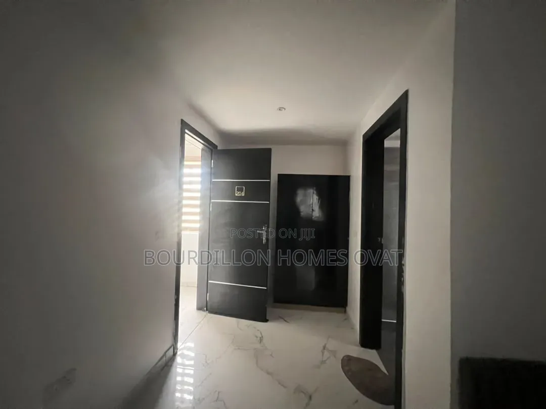 Furnished 1bdrm Block of Flats in Victoria Island for rent in Victoria Island Extension